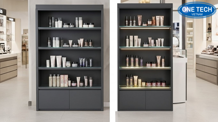 So sánh kệ trưng bày mỹ phẩm không có LED và có LED, cùng góc chụp để thấy khác biệt