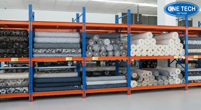 Hình ảnh showroom và mẫu kệ trưng bày vải tại Kệ siêu thị Đồng Tháp