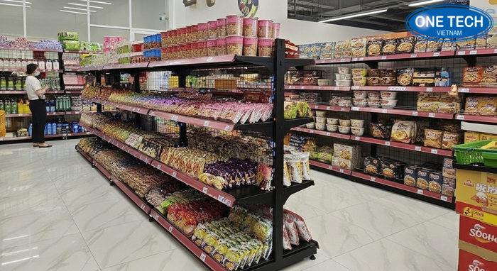 Showroom kệ siêu thị OneTech Khu trưng bày mẫu kệ siêu thị và kệ trưng bày mì tôm